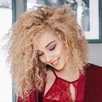0llesia \ Curly Russian Girl Nude