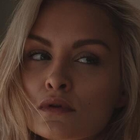 Ada Drianaa Nude