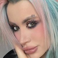 Adèle Beutinger Nude