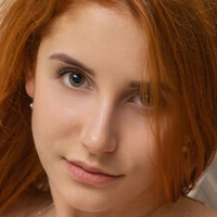 Agata Red Nude