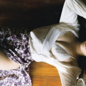 AKB48 Nude