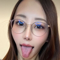 akipii Nude