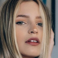 aleotte Nude