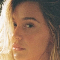 Alexis R Nude