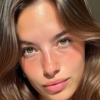 Amalie Roche Nude