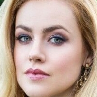 Amanda Schull Nude