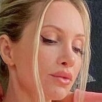 amandalee Nude