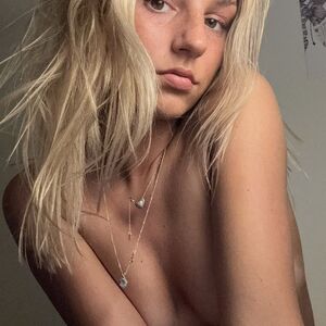 Ambi Bambi Nude