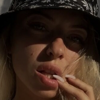 Amelia Snow Nude