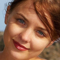 Amelie Smile Nude