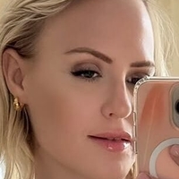 Angeline Peach Nude
