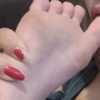 Anna Cute Feet Nude