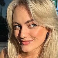 Anuschka Van Nude