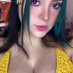 Ari Gameplays Nude