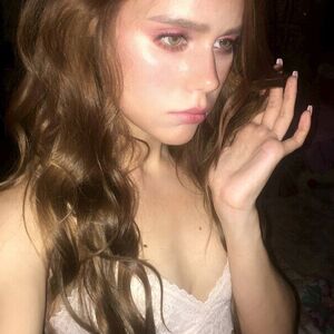 aria_stark Nude
