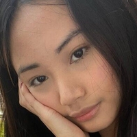 Arieza Nude