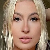 Astrid W Nude
