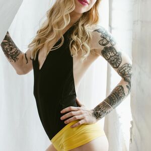 Auric Nude