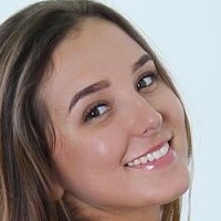 avacutie Nude