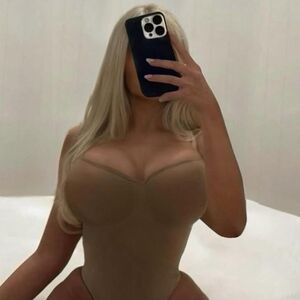 Avangelina Reznikova Nude