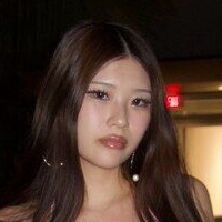 avasuun Nude