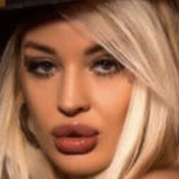 AwwwEllaxxx Nude