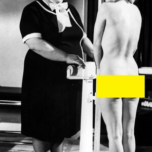 Barbara Windsor Nude