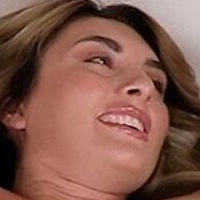 Barista Kylie Nude