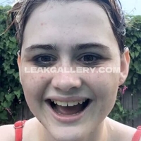beanswithbomb Nude