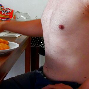 bellystuffingfan Nude