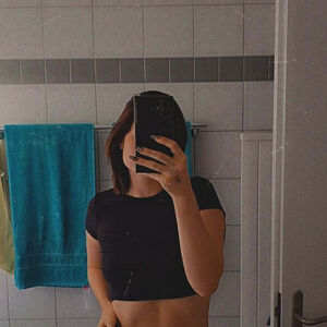 Bikergirl21 Nude