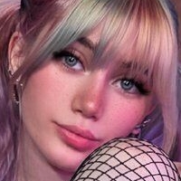 Birdinchains Nude