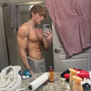 blakesbigsecret Nude