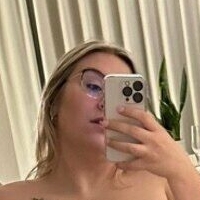 blondelesbeans Nude