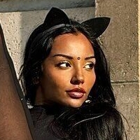 brown.rani Nude