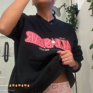 Bthepetite Nude