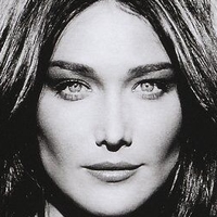 Carla Bruni Nude