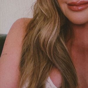 Carly Pearce Nude