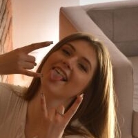 caroline.w Nude