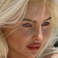 Caroline Weeks Nude