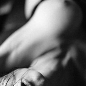 Carryinked Nude