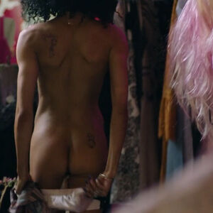 Cassie Clare Nude
