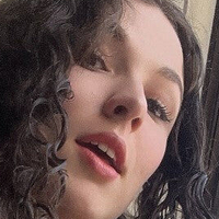 Cauzi Fer Nude