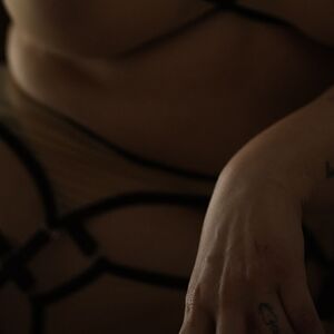 chaton_violent Nude