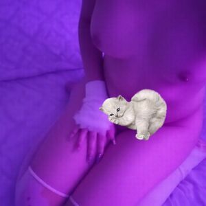 checcaredu Nude