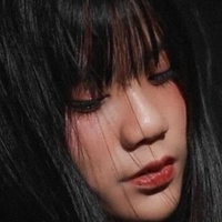 Chin Yi Nude