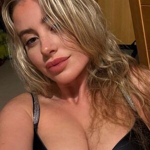 ChloeAyling Nude