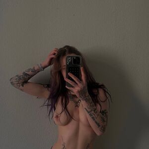 chrry_tentii Nude