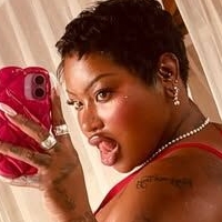 Cole Curve Nude