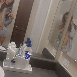 confidentialcubicle Nude